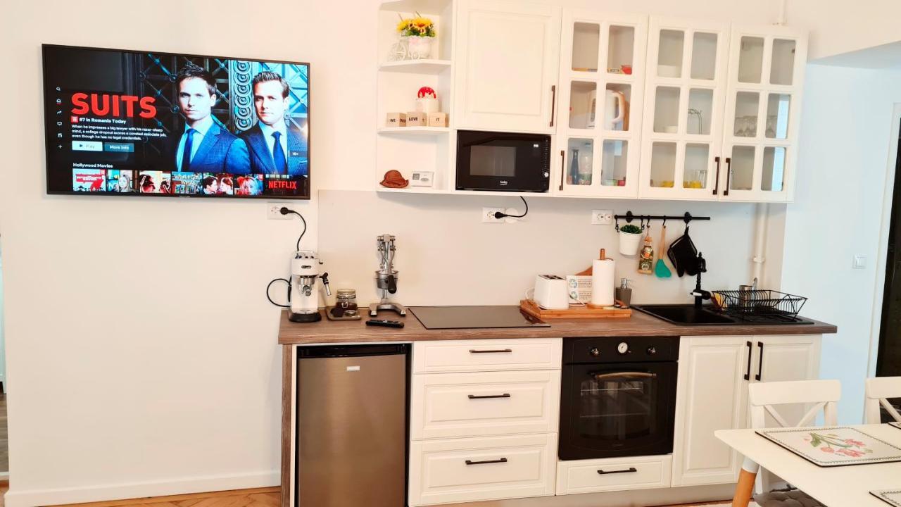 Jasmine Serenity Apartment - Central, Behind Black Church บราชอฟ ภายนอก รูปภาพ